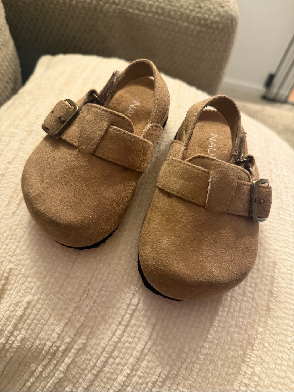 Nautica Toddlers Suede Buckle Moccasins in Light Brown